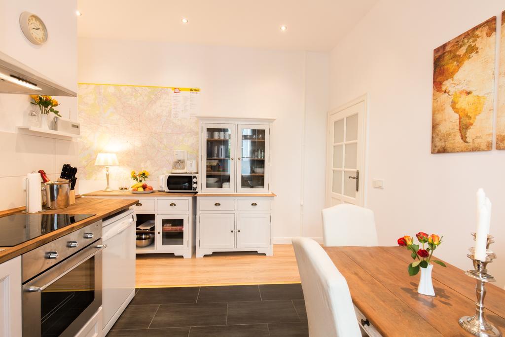 Fritz By Rockchair Apartments L Superhost Status L 3 Bedrooms Boxspringbeds 2 Bathrooms 2 Kitchen - Cozy Family & Business Flair Welcomes You! Berlin Eksteriør bilde
