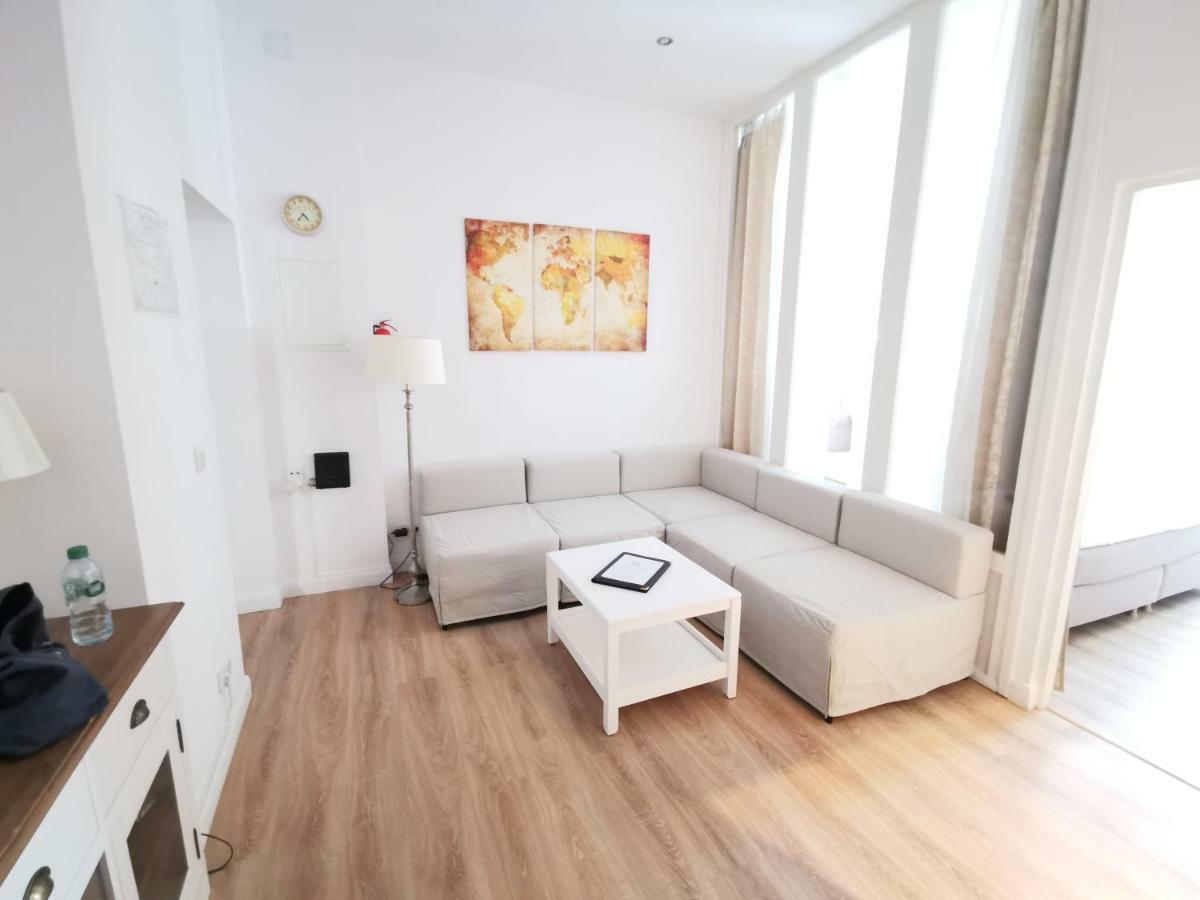 Fritz By Rockchair Apartments L Superhost Status L 3 Bedrooms Boxspringbeds 2 Bathrooms 2 Kitchen - Cozy Family & Business Flair Welcomes You! Berlin Eksteriør bilde