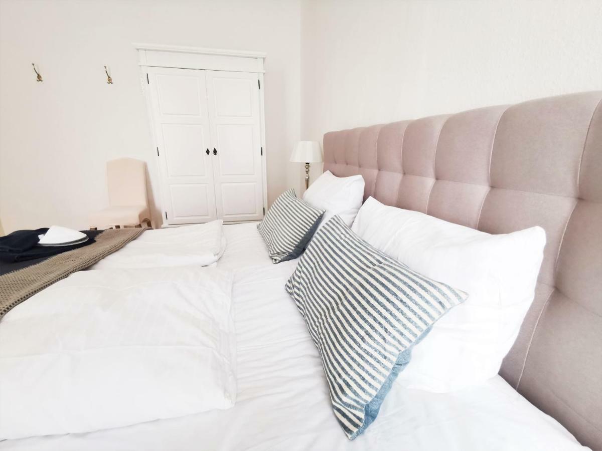 Fritz By Rockchair Apartments L Superhost Status L 3 Bedrooms Boxspringbeds 2 Bathrooms 2 Kitchen - Cozy Family & Business Flair Welcomes You! Berlin Eksteriør bilde